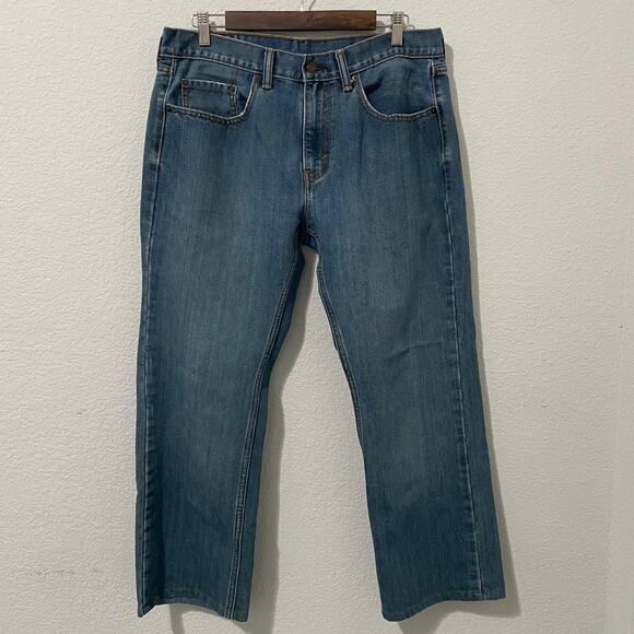Levi's Other - Levi's 559 Relaxed Straight Leg Jeans Mens Measures 33 x 27 Medium Wash Denim